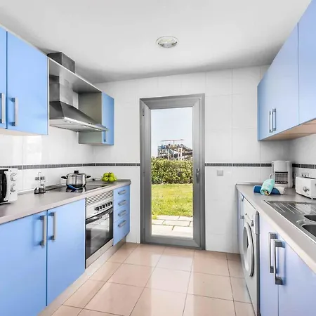 וילה Villa Lago *