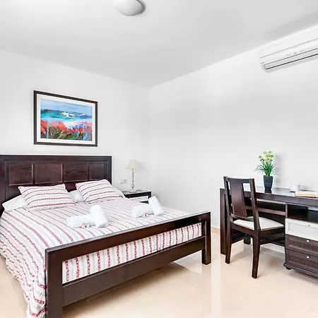 וילה Villa Lago קאלאן בוש